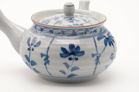 Japanese Kyusu - Floral Blue White Porcelain Arita-yaki Teapot - 350ml