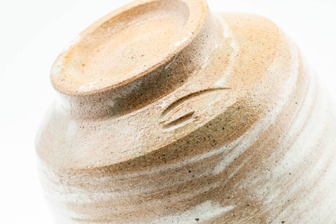 Japanese Matcha Bowl - Beige White Hakeme Glazed Hantsutsu-gata Chawan - 300ml - Tezumi