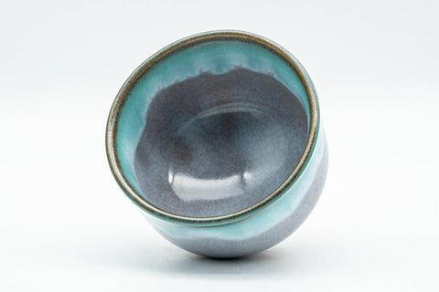 Tezumi — Japanese Teacup - Turquoise Drip-Glazed Agano-yaki Yunomi - 100ml — three-quarter view