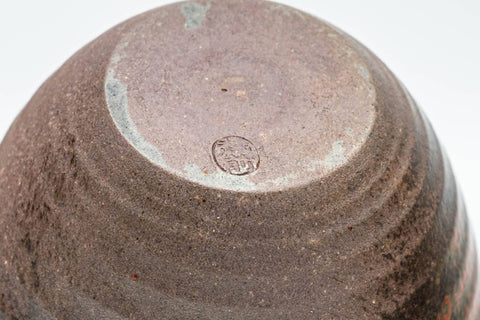Japanese Teacup - Ash Glazed Youhen Tokoname-yaki Guinomi - 60ml - closeup of the underside showing the foot