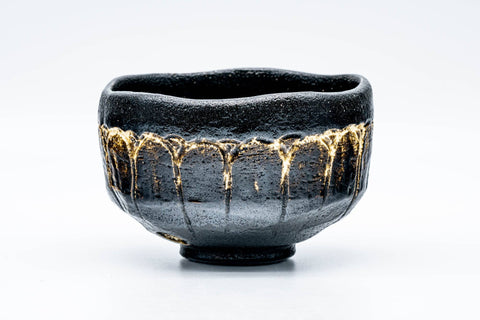 Japanese Matcha Bowl - 松楽窯 Shoraku Kiln - Undulating Yamamichi Kuro-raku Chawan - 300ml