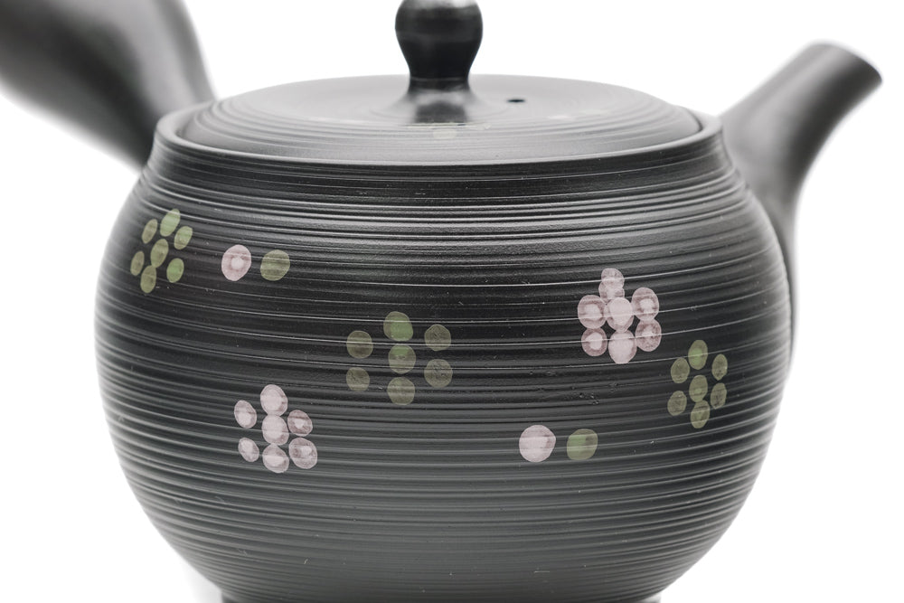 Japanese Kyusu - 春秋窯 Shunju Kiln - Black Floral Tokoname-yaki Ceramic Teapot - 320ml