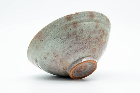 Japanese Matcha Bowl - Grey Gohonte Glazed Hira-gata Chawan with Wooden Box - 350ml - angled view from above showing the foot