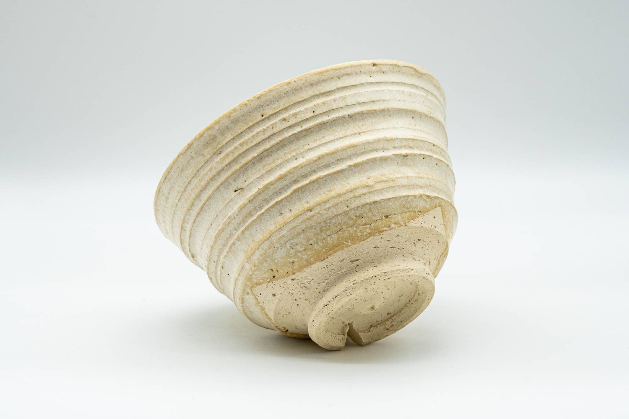 Japanese Matcha Bowl - Beige Glazed Spiraling Textured Sugi-nari Chawan  - 350ml