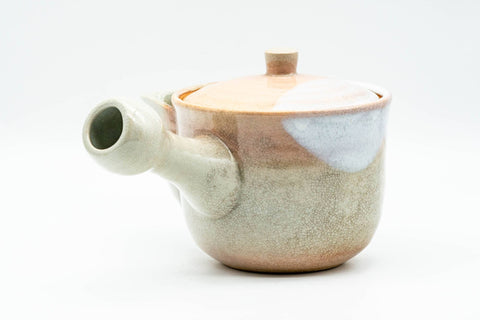 Japanese Kyusu - Beige White Hagi-yaki Do-ake Teapot - 330ml - side profile with the spout to the right