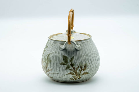 Tezumi — Japanese Tea Set - Beige Speckled Floral Kiyomizu-yaki Dobin Teapot with 5 Yunomi Teacups — the cups grouped together