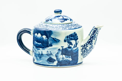 Japanese Kyusu - Blue Geometric Mountainous Motif Porcelain Do-ake Ushirode Teapot - 550ml - front view of the blue-and-white porcelain teapot