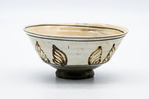Tezumi — Japanese Matcha Bowl - Painted Hakeme Hira Summer Chawan - 150ml — front view