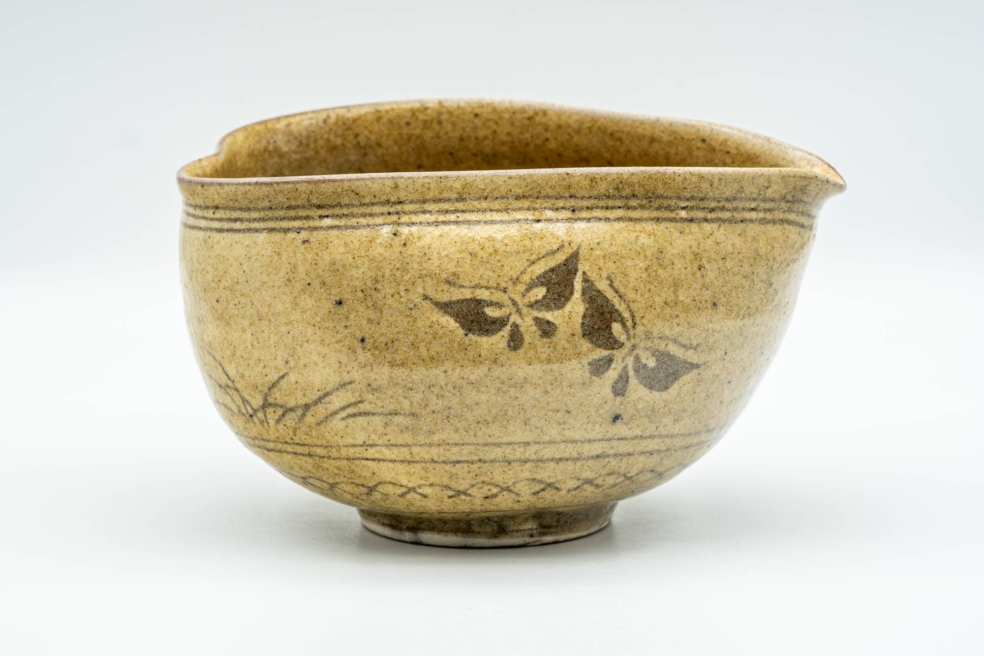 Japanese Katakuchi - Butterflies Beige Glazed Tea Pouring Bowl - 450ml - Tezumi