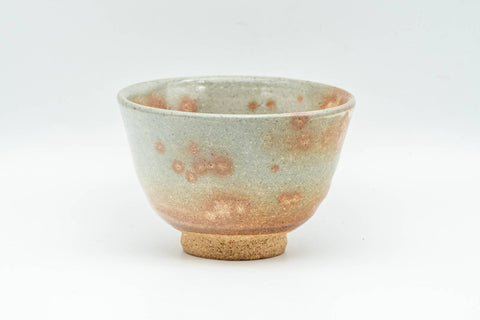 Tezumi — Japanese Teacup - Beige Pink Glazed Gohonte Hagi-yaki Yunomi - 90ml — front view from another angle