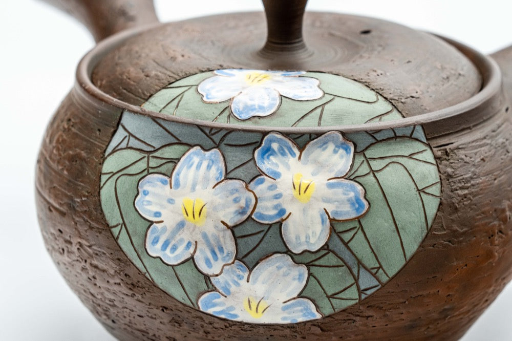Japanese Kyusu - 亀岡克史 Kameoka Katsushi - 素三 Motozo - Floral Engraved Textured Tokoname-yaki Teapot - 200ml