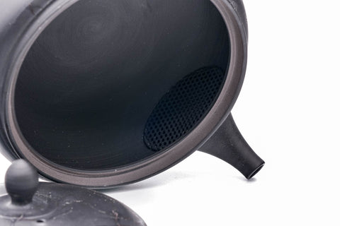 Mogake Seaweed Black Flat Tokoname Teapot - 200ml