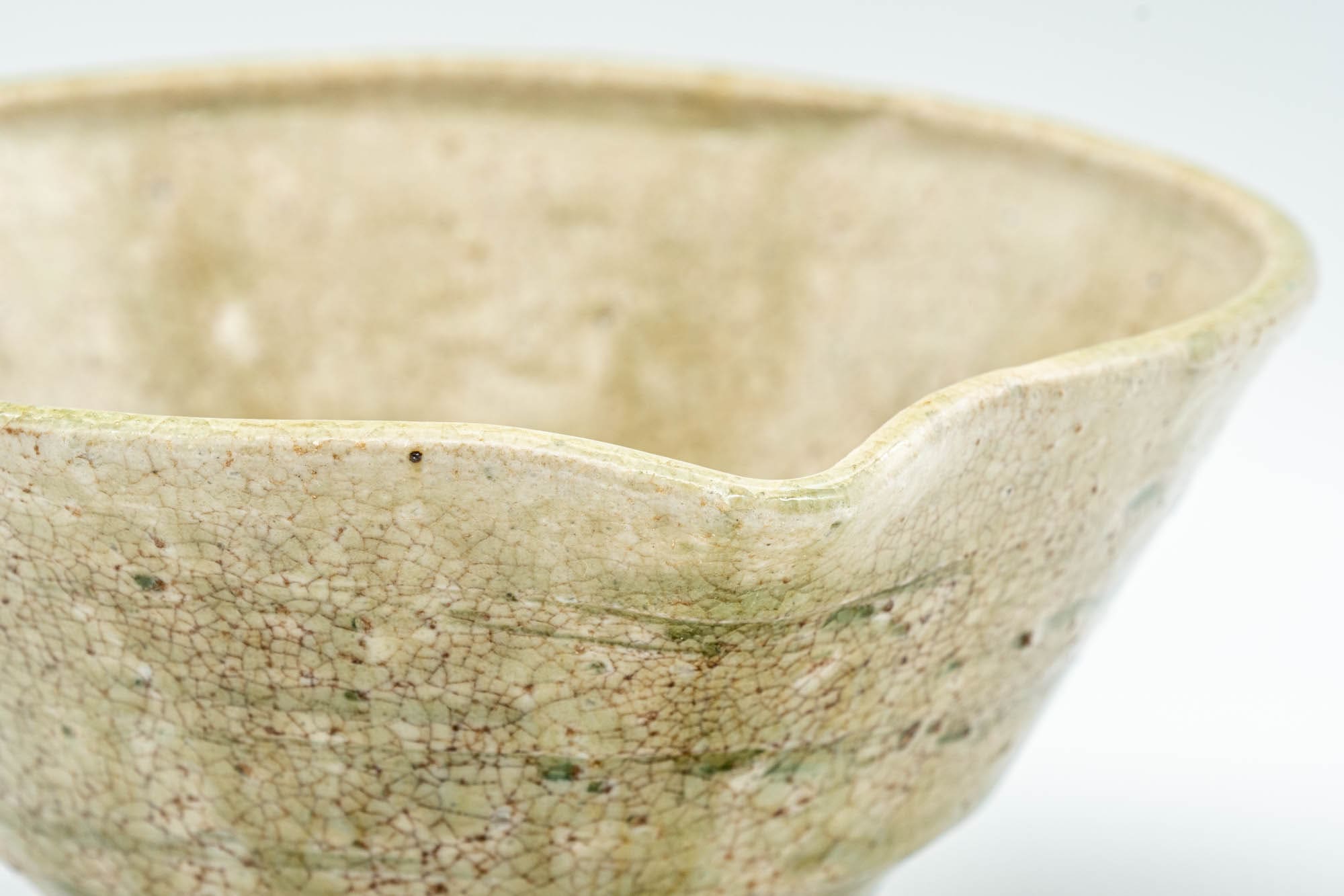 Japanese Katakuchi - Beige and Green Drip-Glazed Tea Pouring Bowl - 250ml - Tezumi