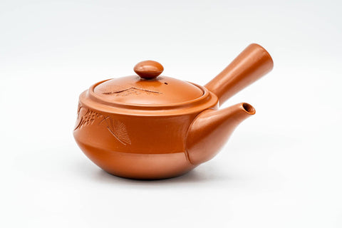 Tezumi — Japanese Kyusu - Engraved Red Shudei Tokoname-yaki Debeso Teapot - 210ml — three-quarter view from the opposite side