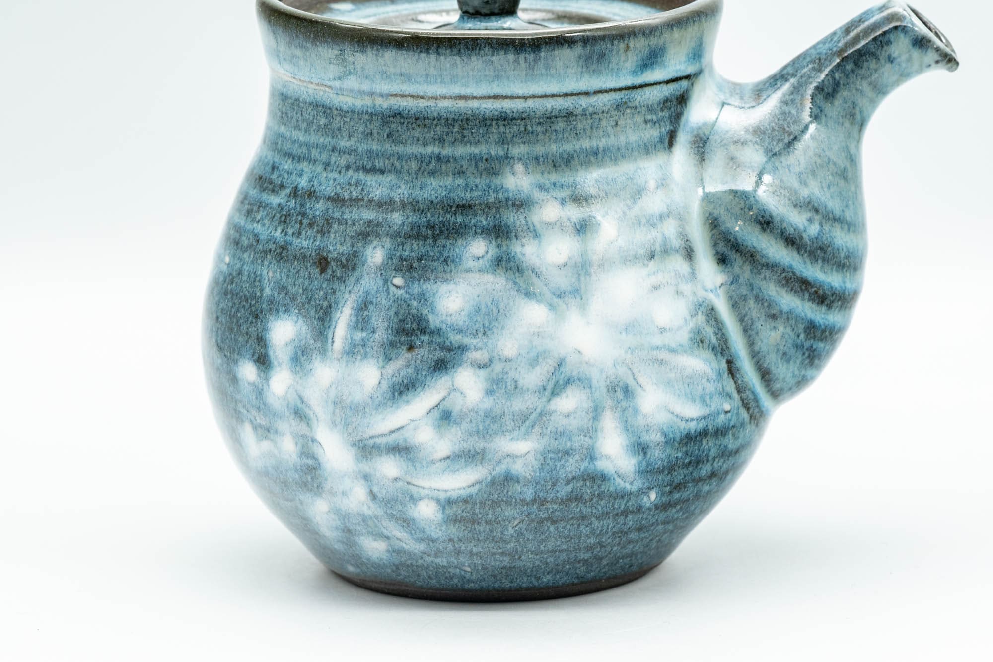 Japanese Kyusu - Floral Blue White Glazed Debeso Teapot - 400ml