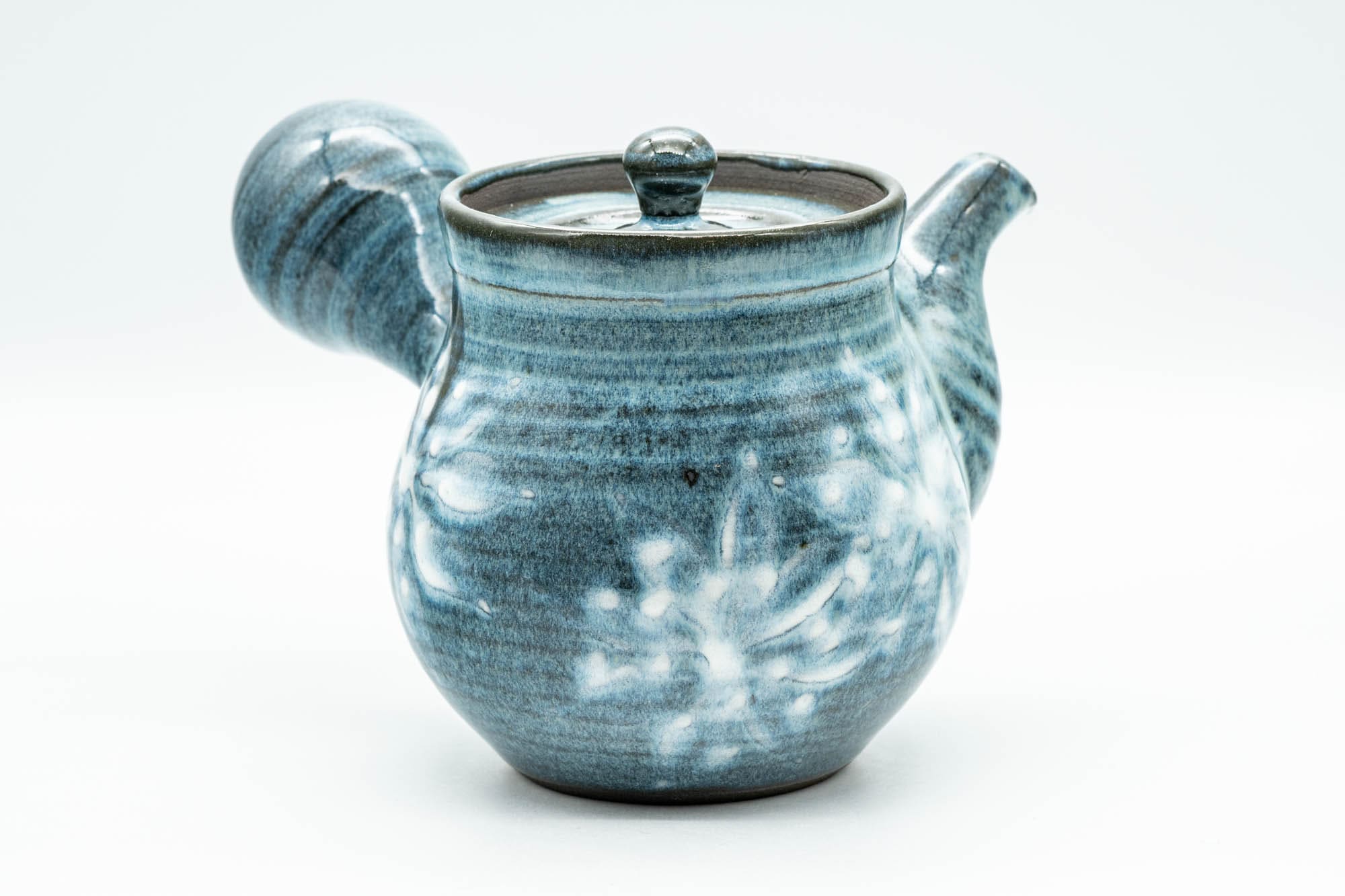 Japanese Kyusu - Floral Blue White Glazed Debeso Teapot - 400ml