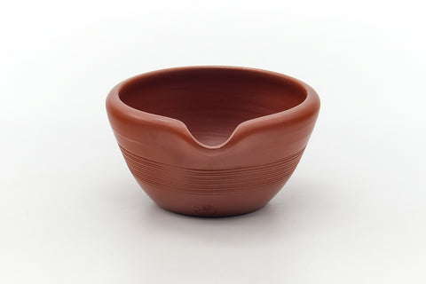 Tezumi — Japanese Katakuchi - Red Shudei Striped Water Cooler - 135ml — front view from another angle