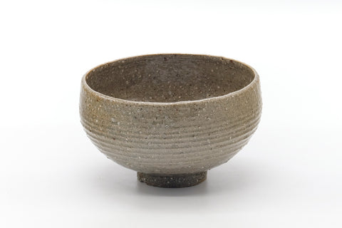 Japanese Matcha Bowl - Beige Textured Wa-nari Chawan - 400ml