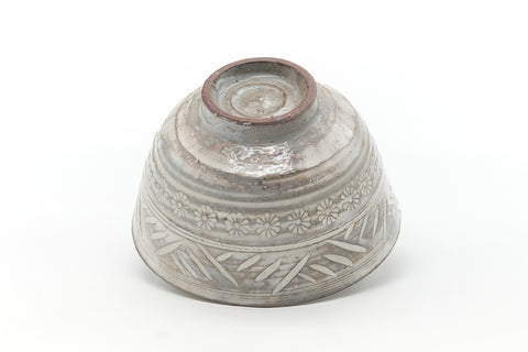 Japanese Matcha Bowl - Chrysanthemum Mishima White Slip Inlay Chawan