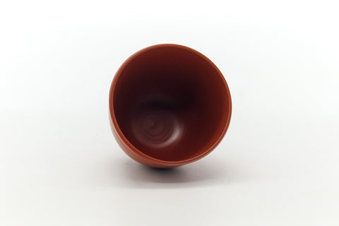 Tezumi — Japanese Teacup - Engraved Mountainous Tokoname Yunomi - 85ml — three-quarter view