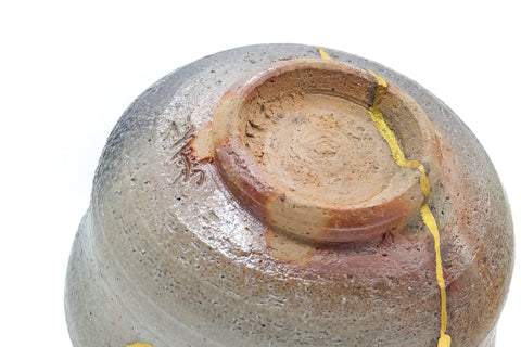 Japanese Matcha Bowl - Ash Glazed Gold Kintsugi Chawan - 550ml