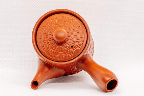 Japanese Kyusu - Small Basket-patterned Tokoname-yaki Ceramic Teapot - 165ml - top-down view showing the lid knob, handle, and spout