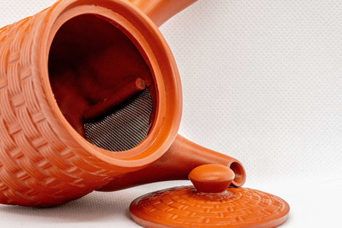 Japanese Kyusu - Small Basket-patterned Tokoname-yaki Ceramic Teapot - 165ml - interior view with the lid removed showing the mesh strainer