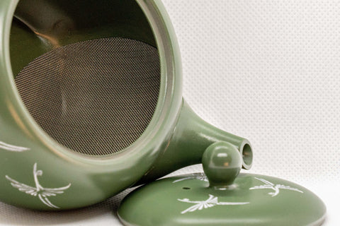 Japanese Kyusu - Green Tokoname Ceramic Teapot with Mesh Strainer - White Clay Mishima Inlay 290ml - Tezumi