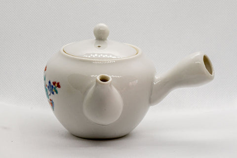 Tezumi — Japanese Kyusu - White Porcelain Teapot with Elegant Persimmon Decoration - 250ml — side view with the lid and side handle