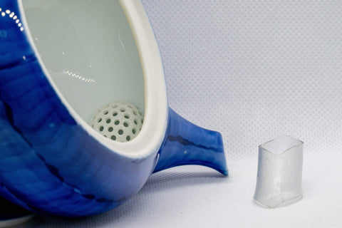 Japanese Kyusu - Arita-yaki Brushed Sapphire Blue - Porcelain Teapot - Tezumi