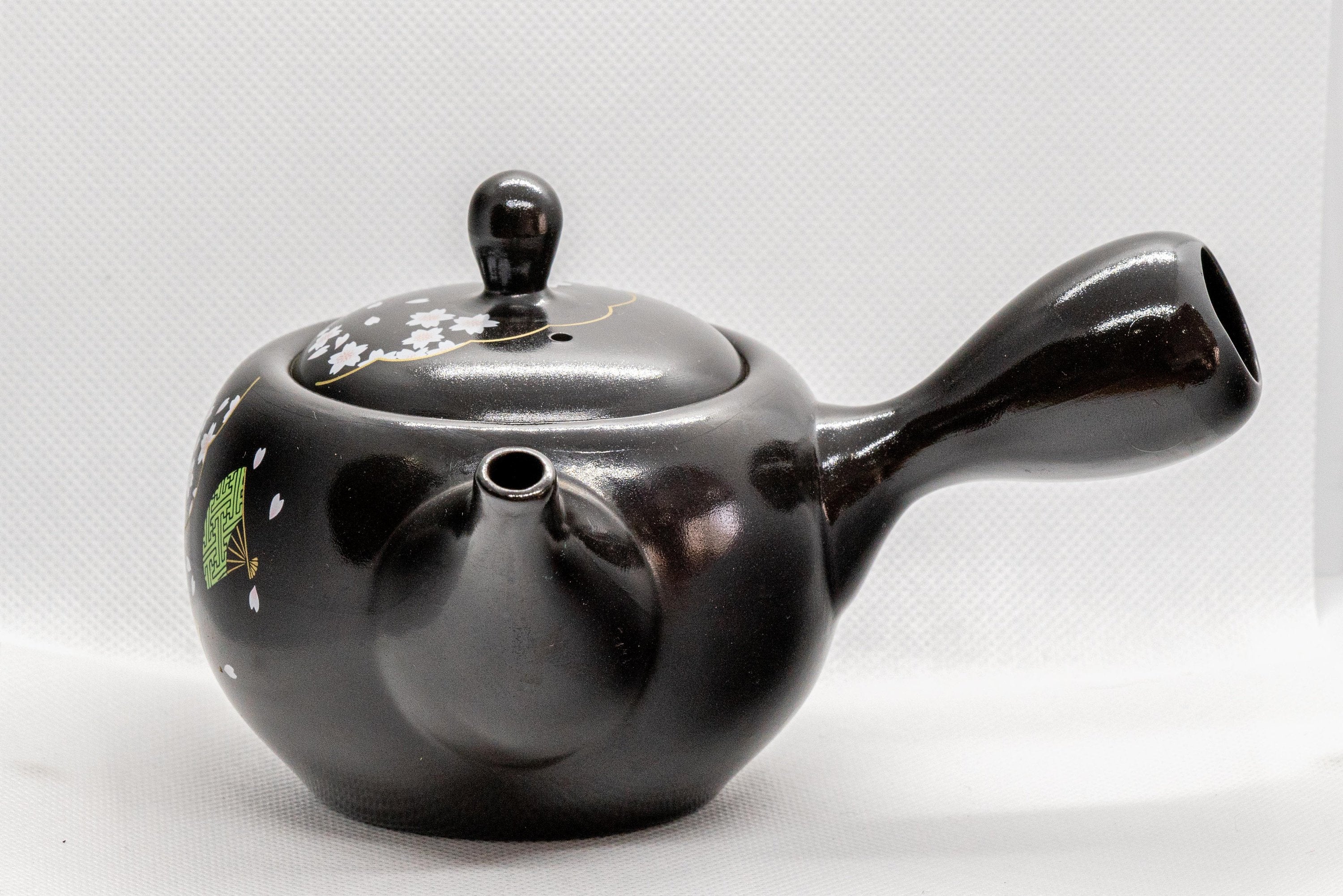 Japanese Kyusu - Sakura Cherry Blossom Black Kurodei Tokoname-yaki Teapot - 300ml