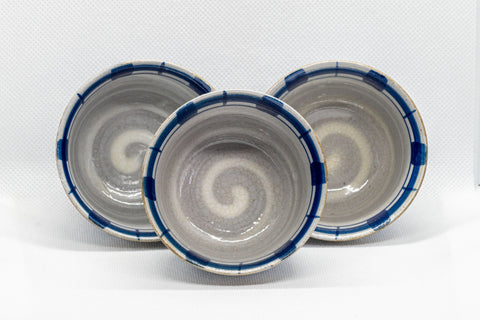 Japanese Teacups - Set of 3 Stoneware Senchawan - 100ml - the three cups arranged to show their interiors