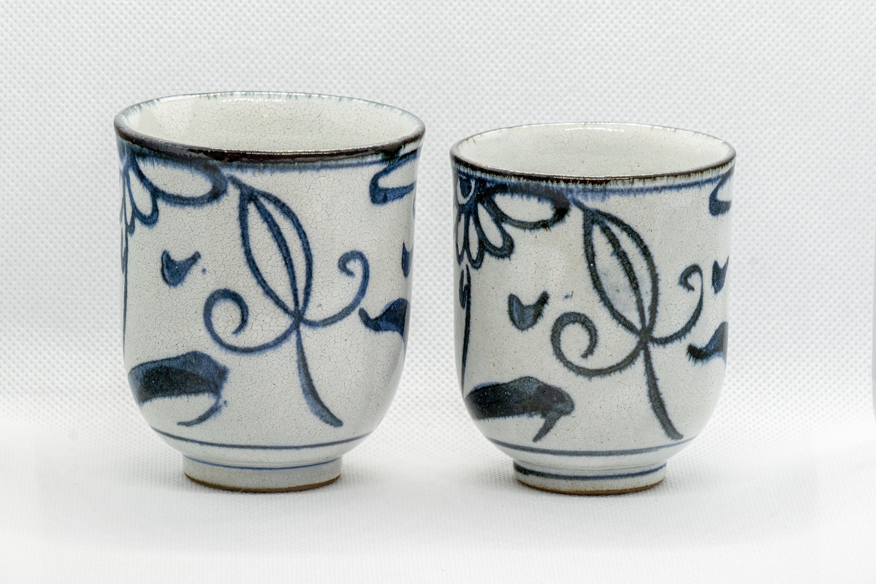 Japanese Teacups - Pair of Floral Tsutsu-gata Yunomi - 150ml