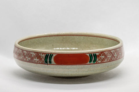 Tezumi — Japanese Matcha Bowl - Shibukusa-yaki Badarai-gata chawan — three-quarter view