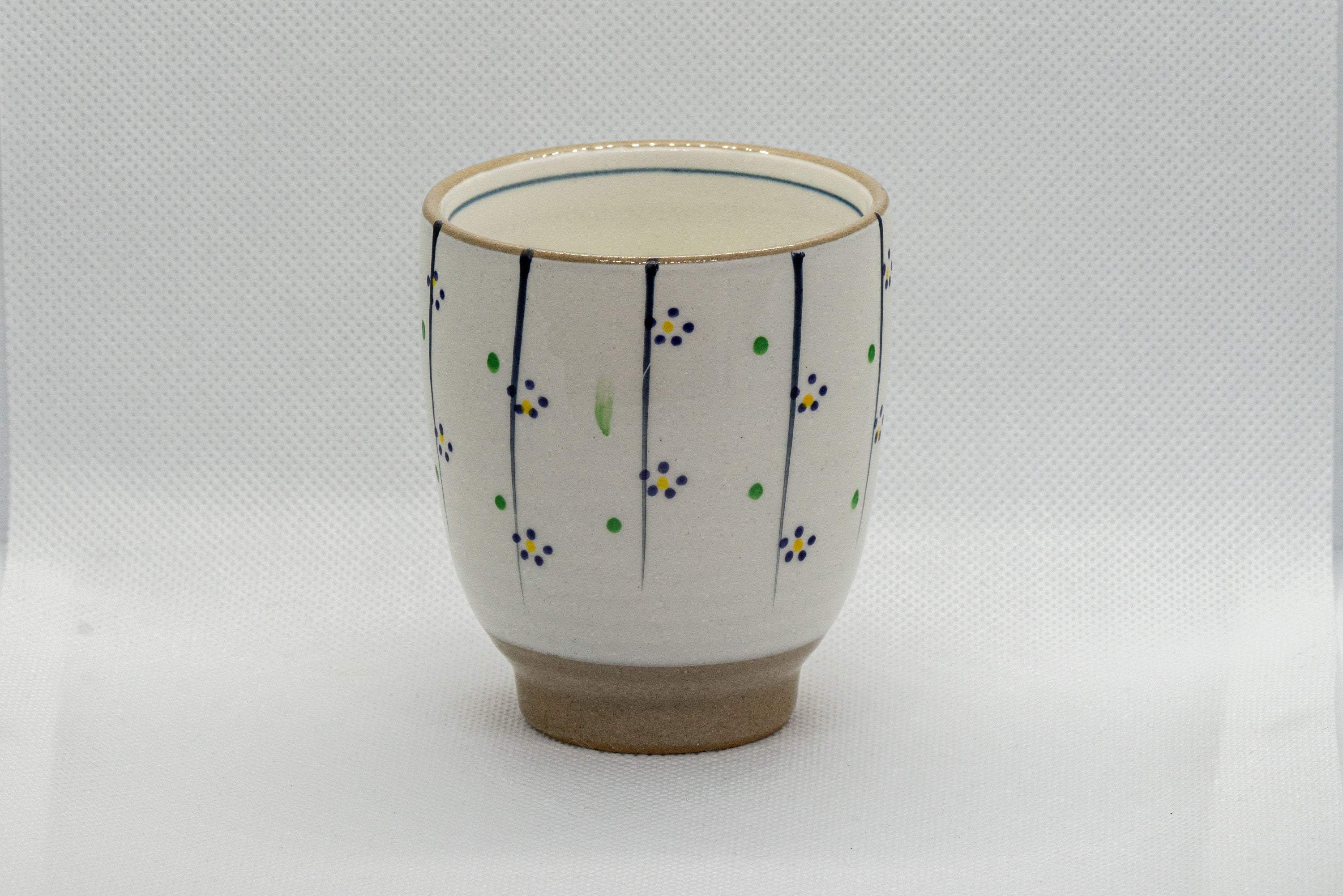 Japanese Teacup - White Floral Koishiwara-yaki Yunomi - 185ml