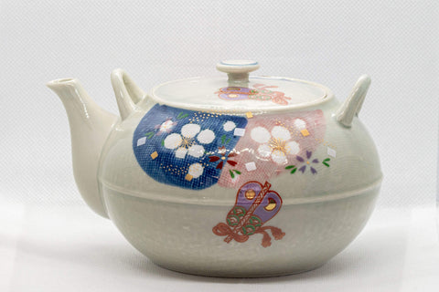 Japanese Dobin - Arita-yaki Teapot with Spring Flower Motifs - 630ml - Tezumi