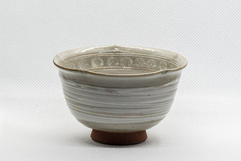 Tezumi — Japanese Teacup - Hakeme Momo-gata Yunomi - 120ml — front view from another angle