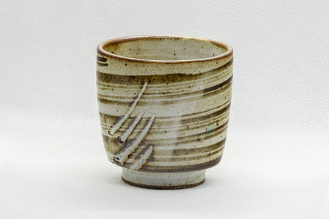 Japanese Teacup - Spiral Tsutsu-gata Yunomi - 170ml - side view showing the spiral grey-brown glaze