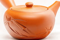 Japanese Kyusu - Tokoname-yaki Debeso Teapot - 350ml - side view showing the engraved bamboo decoration