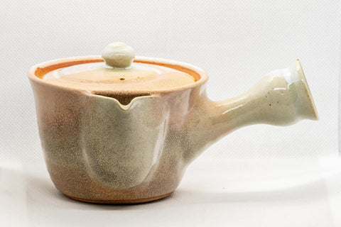 Tezumi — Japanese Kyusu - Hagi-yaki Do-ake Teapot - 300ml — three-quarter view