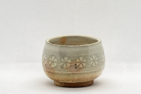 Japanese Teacups - Pair of Floral Wa-nari Hagi-yaki Guinomi - 35ml