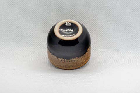 Japanese Teacup - Drip-Glazed Guinomi - 35ml - the cup on its side showing the base