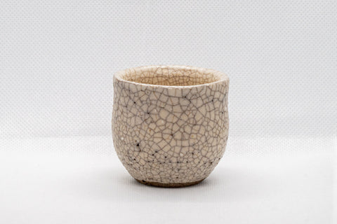 Tezumi — Japanese Teacup - Floral Guinomi - 60ml — three-quarter view