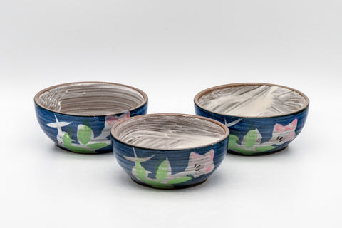 Japanese Teacups - Set of 3 Floral Yunomi - 90ml - the three teacups arranged showing exteriors and interiors
