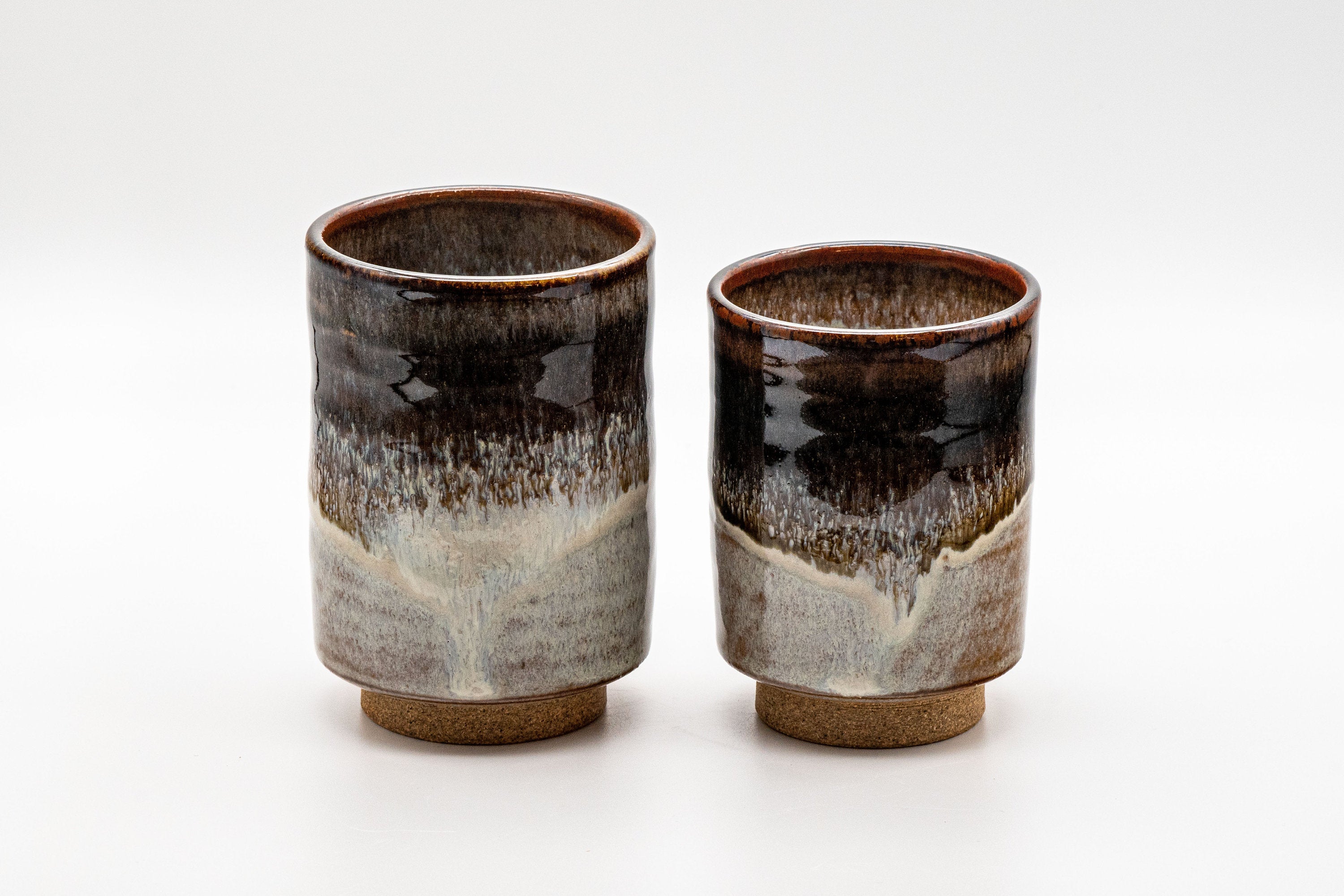 Japanese Teacups - Pair of Meoto Tsutsu-gata Yunomi