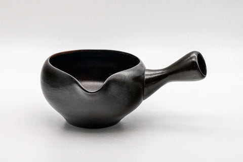 Tezumi — Japanese Yuzamashi - 哲生作 Black Kokudei Yōhen Tokoname-yaki Water Cooler - 230ml — three-quarter view