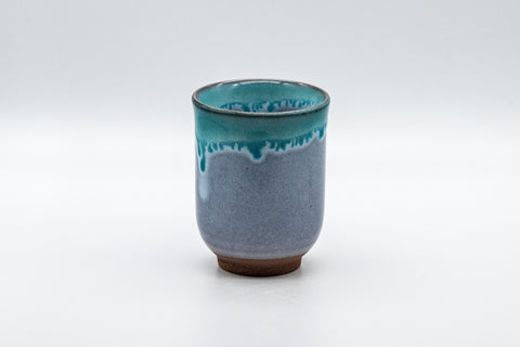 Tezumi — Japanese Teacup - Turquoise Tsutsu-gata Yunomi - 170ml — three-quarter view