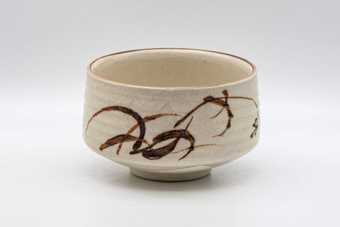 Japanese Matcha Bowl - Cream Glazed Hantsutsu-gata Chawan - 450ml - front view of the cream-glazed bowl with brown iron underglaze decoration