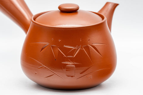Tezumi — Japanese Tea Set - Tokoname-yaki Nasu-gata Debeso Kyusu with 5 Yunomi - 300ml — closeup of a single piece