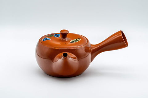 Japanese Kyusu - 伊勢窯 Floral Tokoname-yaki Teapot - 350ml - view showing the side handle